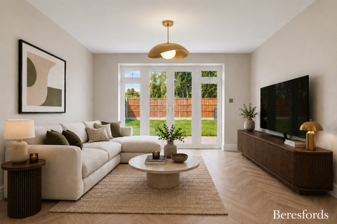 2 bedroom bungalow for sale, Luna Close, Off The Crescent, RM14