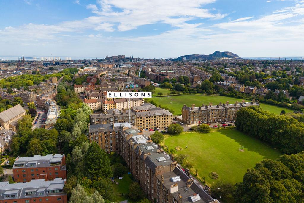 Apartment in Edinburgh, Merchiston - View 2