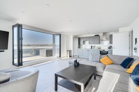 2 bedroom flat for sale, Romany Road, West Sussex BN13