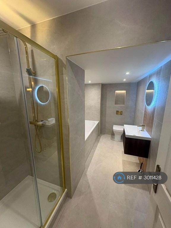 Apartment in Liverpool - View 3