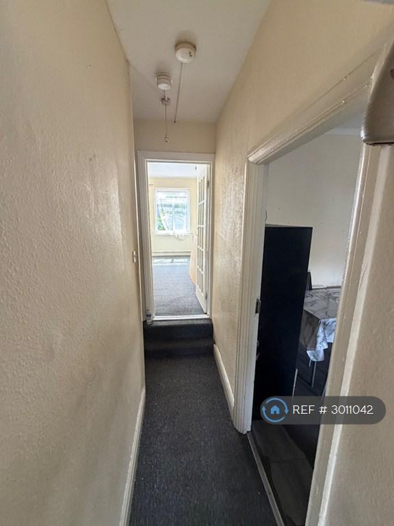 Apartment in London, Becontree Heath - View 4