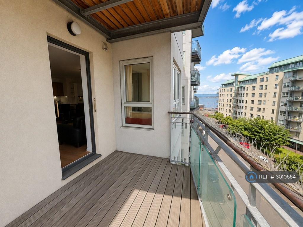 Apartment in Edinburgh - View 3