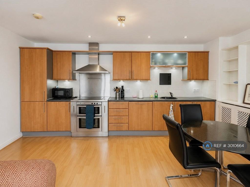 Apartment in Edinburgh - View 5