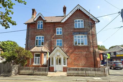 1 bedroom apartment for sale, Madeira Road, Totland Bay, Isle of Wight