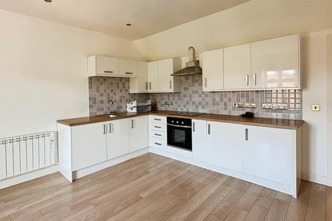 1 bedroom apartment for sale, Madeira Road, Totland Bay, Isle of Wight