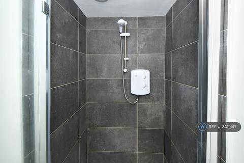 1 bedroom in a house share to rent, Adventure Place, Stoke-On-Trent, ST1