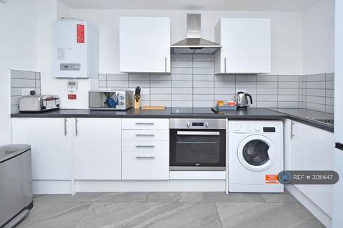 1 bedroom in a house share to rent, Adventure Place, Stoke-On-Trent, ST1