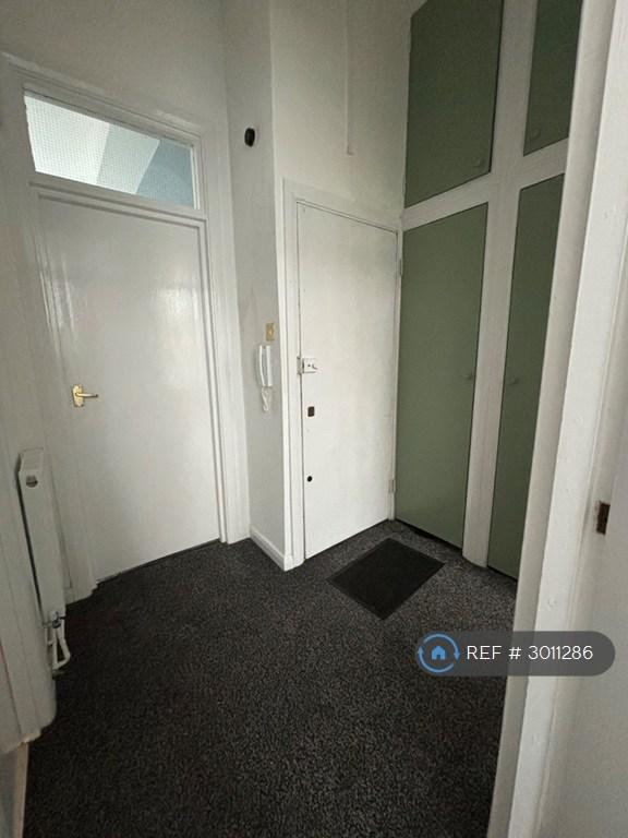 Apartment in London, North Kensington - More