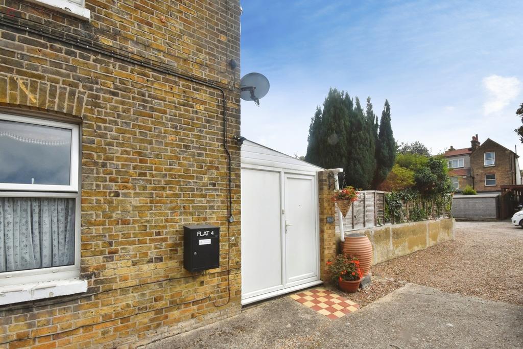 Apartment in Broadstairs - More