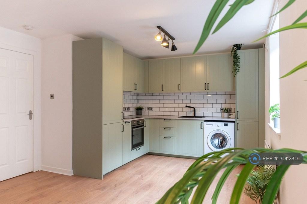 Apartment in Edinburgh - View 3