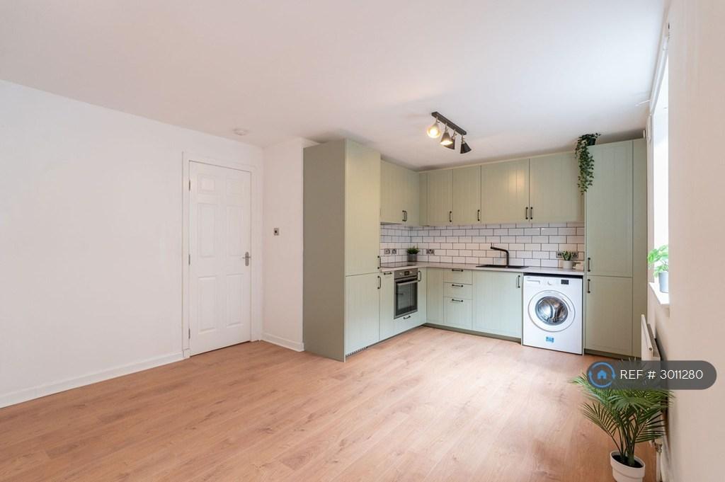 Apartment in Edinburgh - View 4