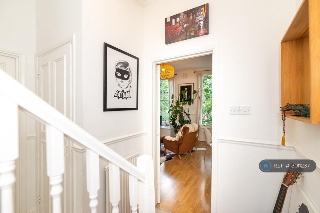 Apartment in London - More
