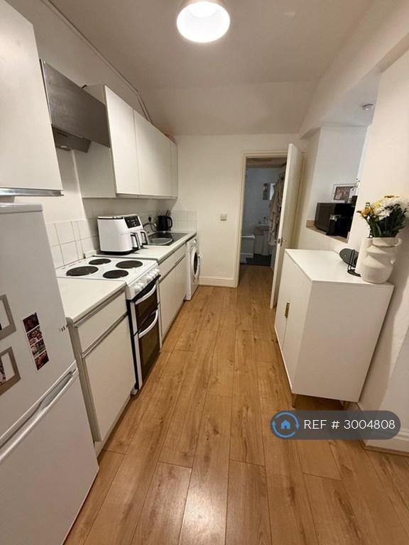 Apartment in Bristol - More