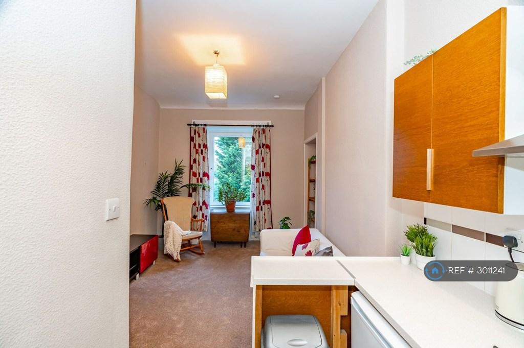 Apartment in Edinburgh - View 4