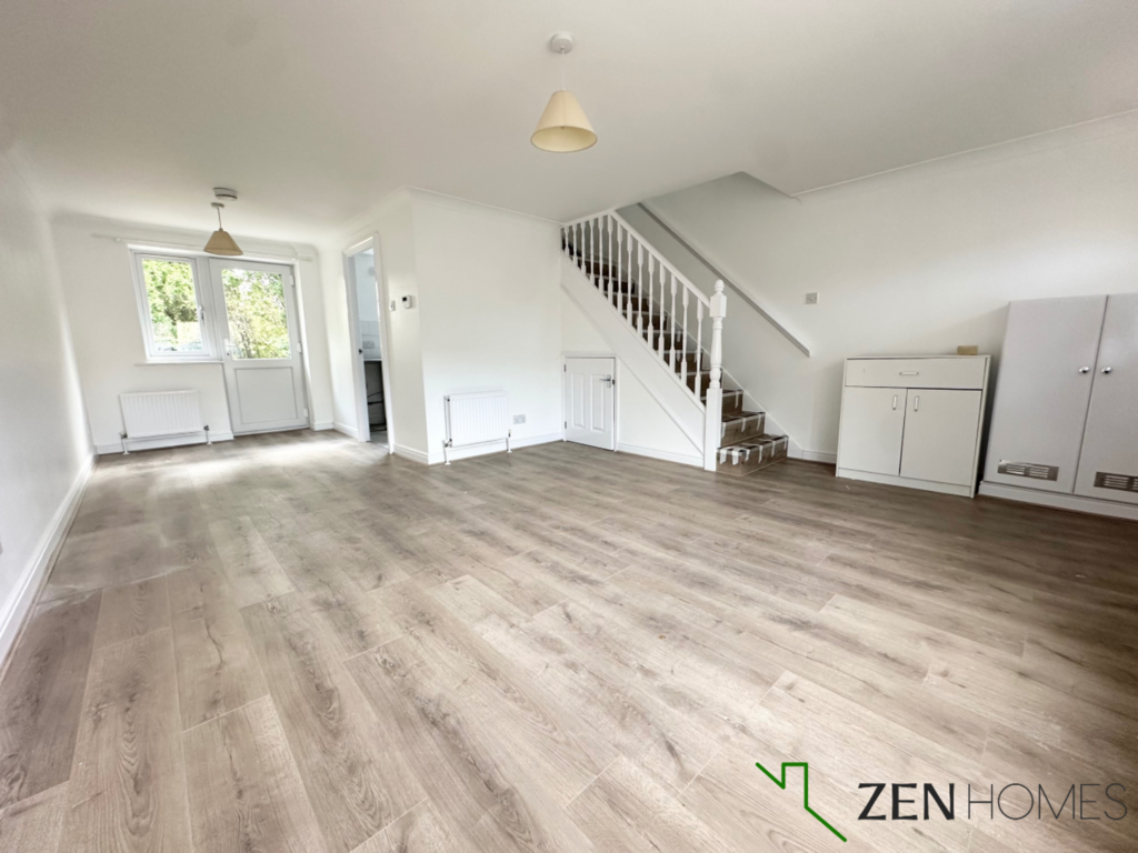 House in Enfield - View 4