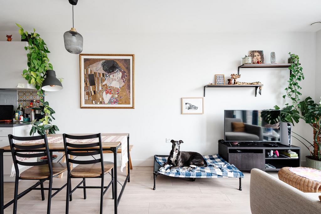 Apartment in London - More