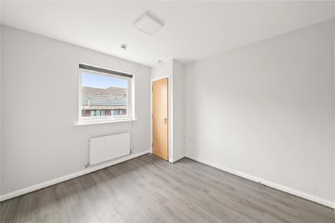 2 bedroom apartment to rent, High Street, Yiewsley, West Drayton, UB7