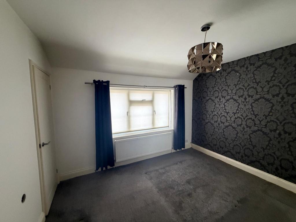 House in Dagenham - View 4