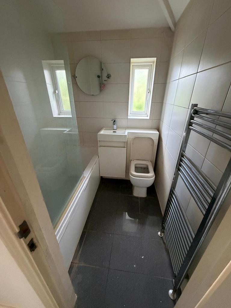 House in Dagenham - More