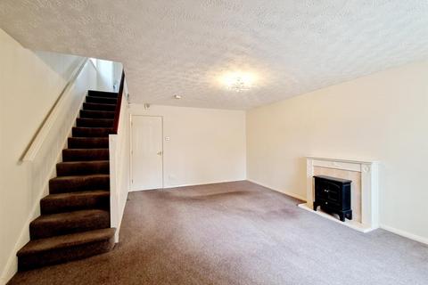 3 bedroom detached house to rent, Linseed Avenue, Newark