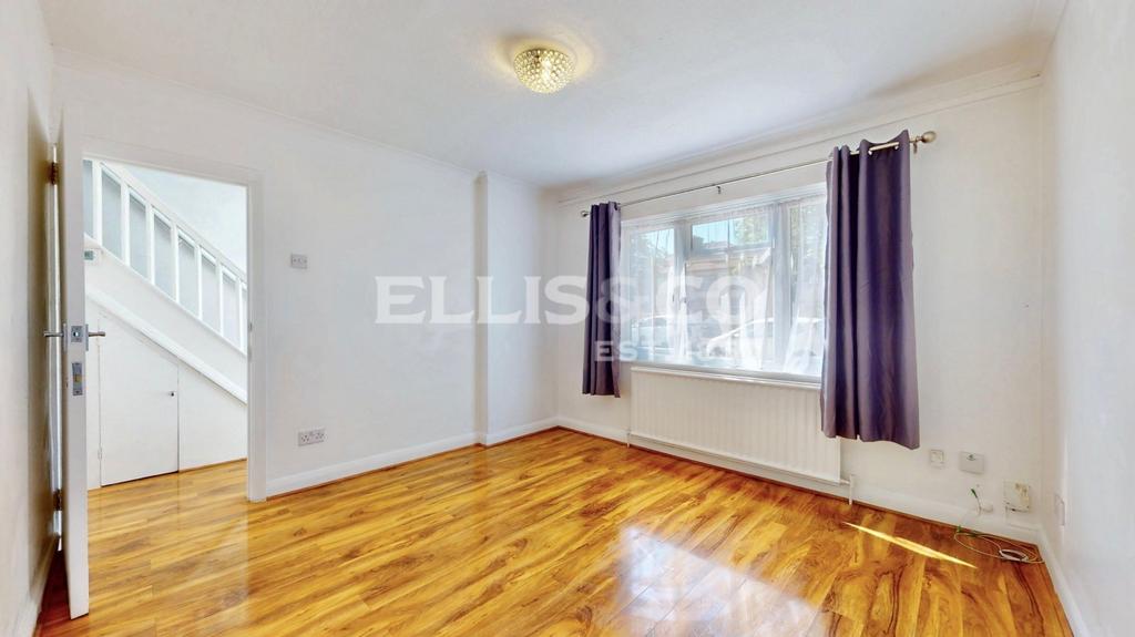 House in Northolt - View 2