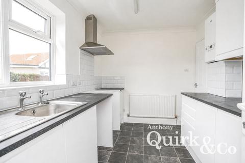 1 bedroom detached bungalow for sale, Avon Road, Canvey Island, SS8