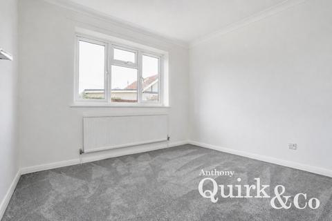 1 bedroom detached bungalow for sale, Avon Road, Canvey Island, SS8