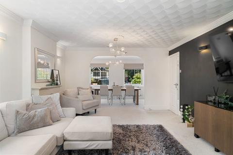 4 bedroom detached house for sale, Cedar Close, Allerton, Liverpool, L18 3NF