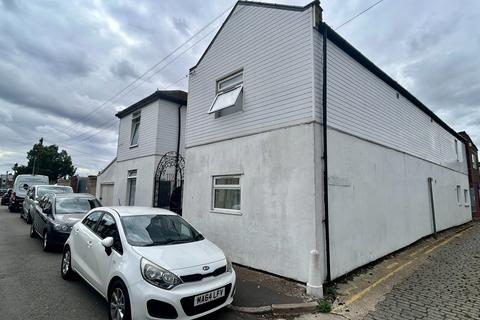 7 bedroom house for sale, Exmouth Road, Great Yarmouth