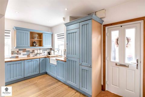 4 bedroom detached house for sale, St Marys Road, Tickhill, Doncaster, South Yorkshire, DN11