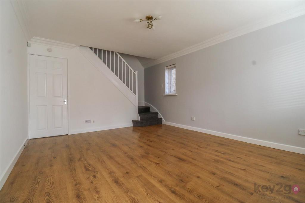 House in Sheffield, South Yorkshire - More