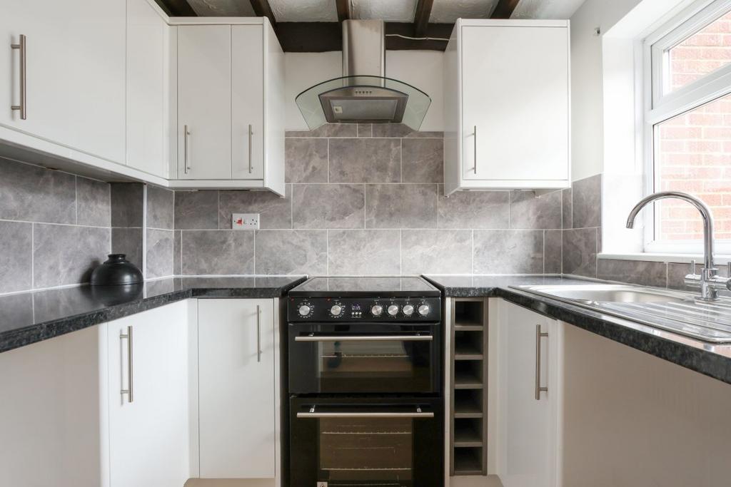 House in Ferndown - View 4