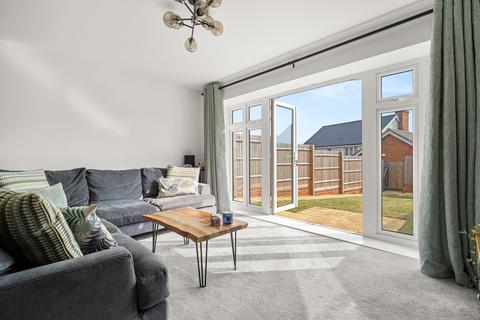 3 bedroom semi-detached house for sale, Wokingham RG40