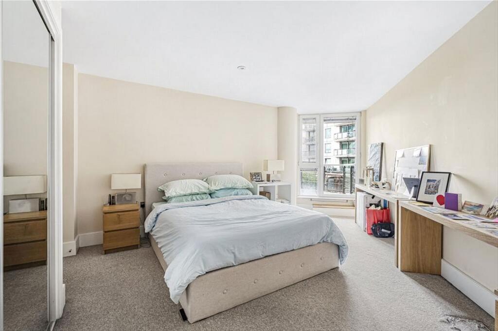 Apartment in London - View 3
