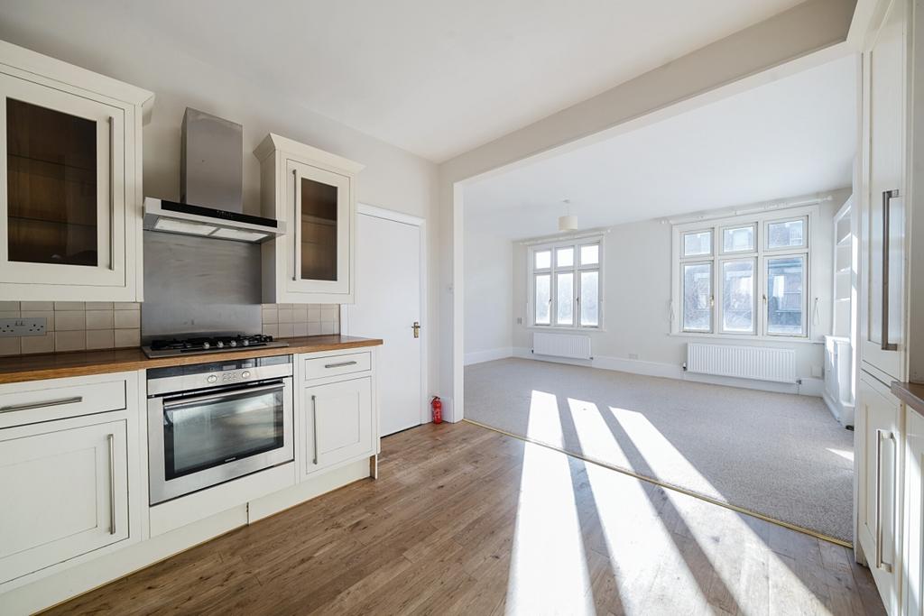 Apartment in London - View 4