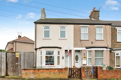 2 bedroom semi-detached house for sale, Palmerston Road, Grays