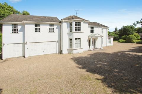Studio to rent, Slough Road, Iver Heath SL0