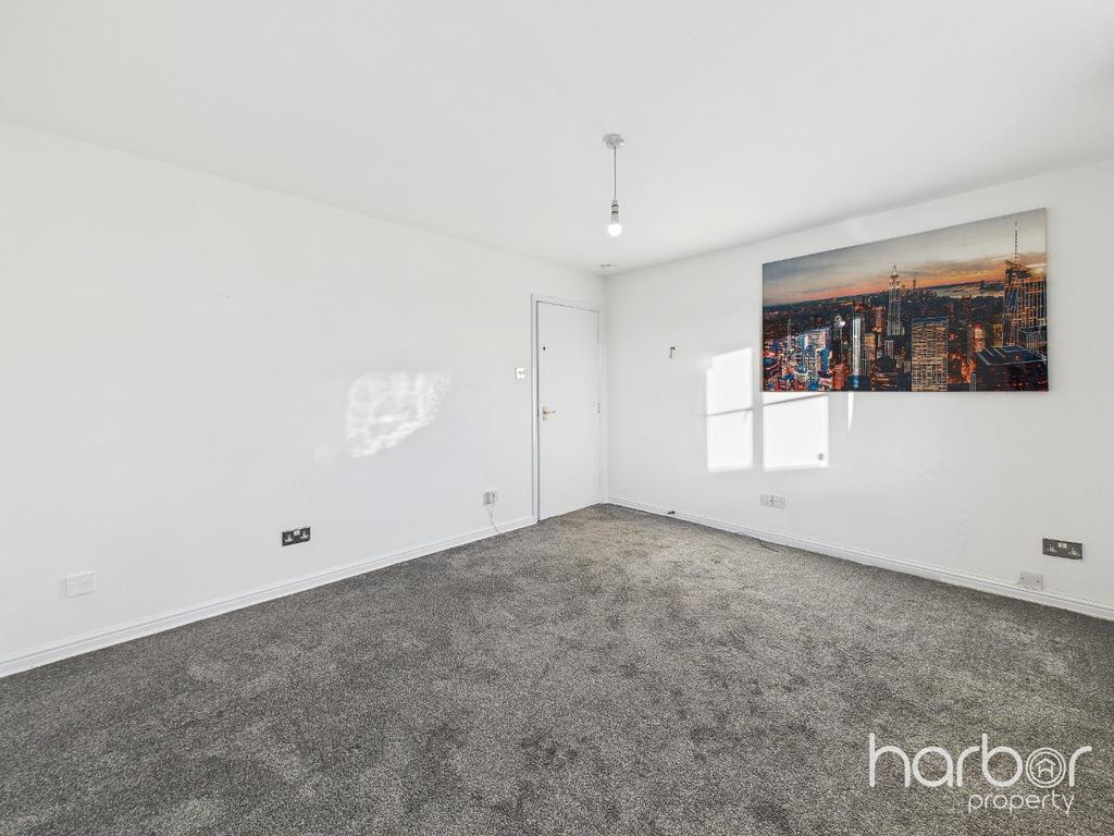 Apartment in City of Glasgow - View 3