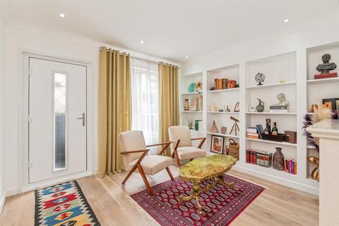 2 bedroom terraced house for sale, The Rookery, Grays, Essex, RM20