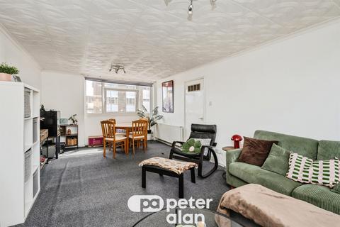 2 bedroom flat for sale, White Gates Court, Skewen, Neath