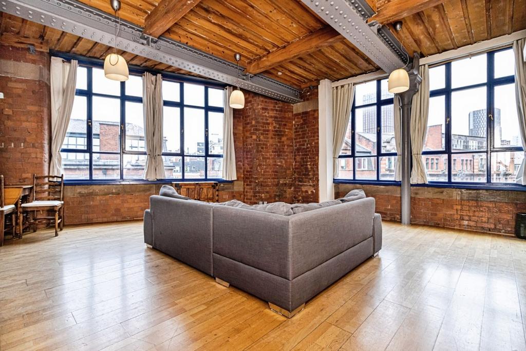 Apartment in Manchester, Civic Quarter, City Centre - View 2