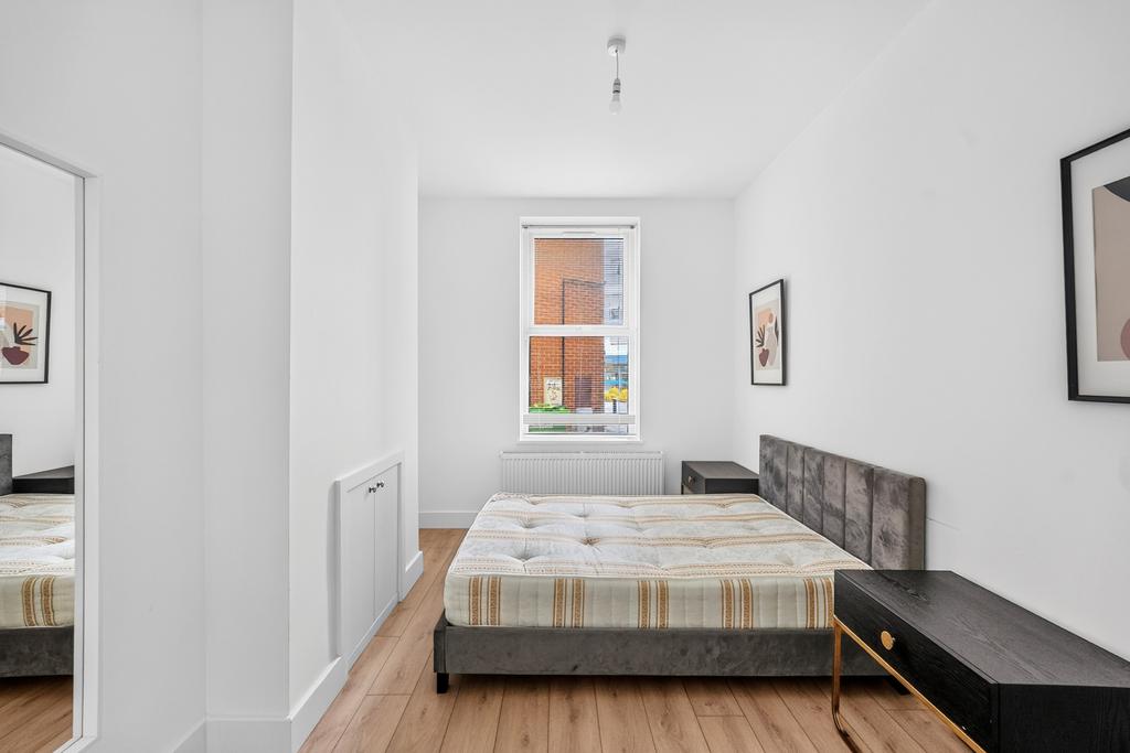Apartment in London - More