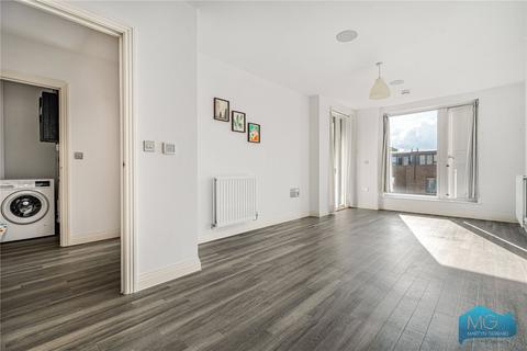 undefined, Quayle Crescent, London, N20