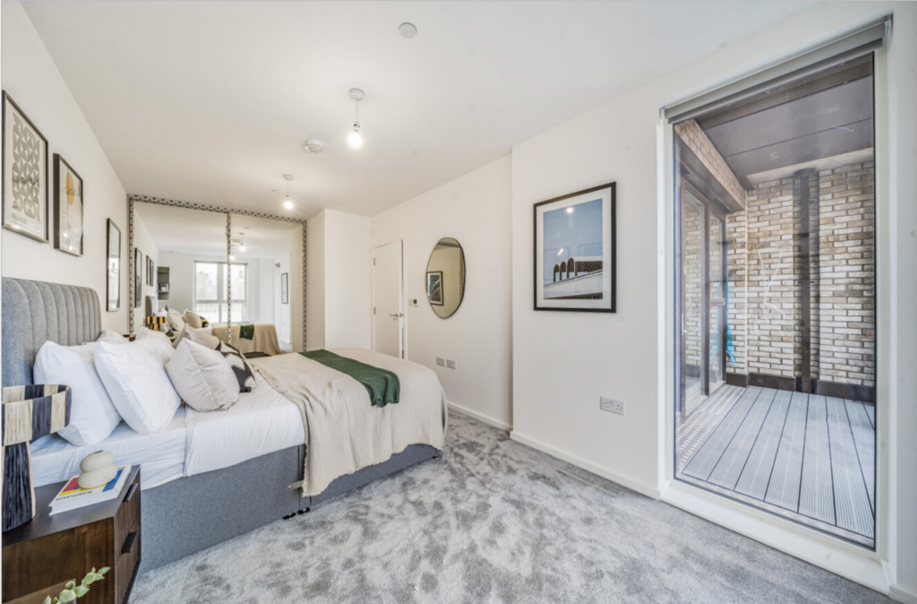 Apartment in Clapham - View 4