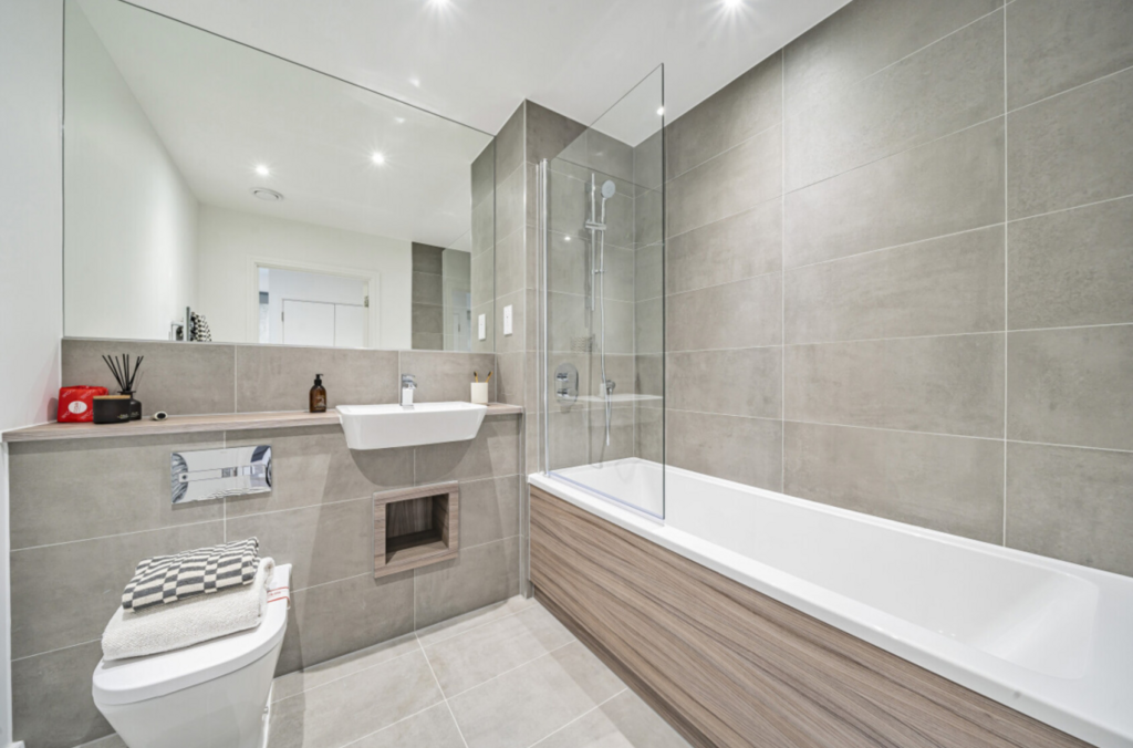 Apartment in Clapham - View 5