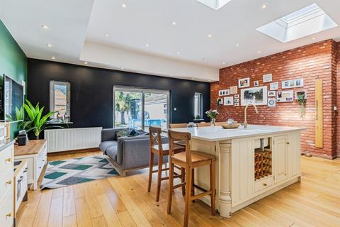 7 bedroom semi-detached house for sale, Shiphay Avenue, Torquay