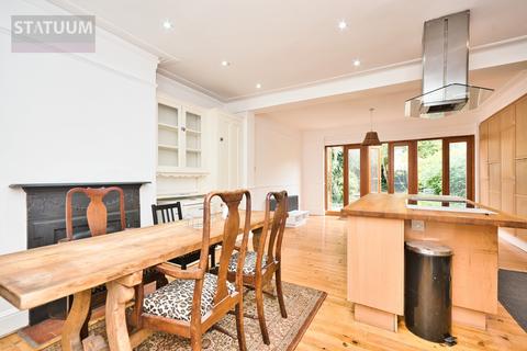undefined, Biddestone Road, Highbury & Islington, London, London, N7