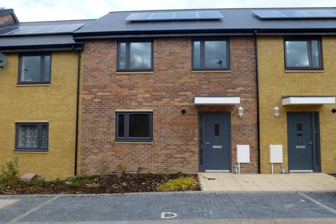 3 bedroom terraced house to rent, Kingsclere Close, Southampton, SO19