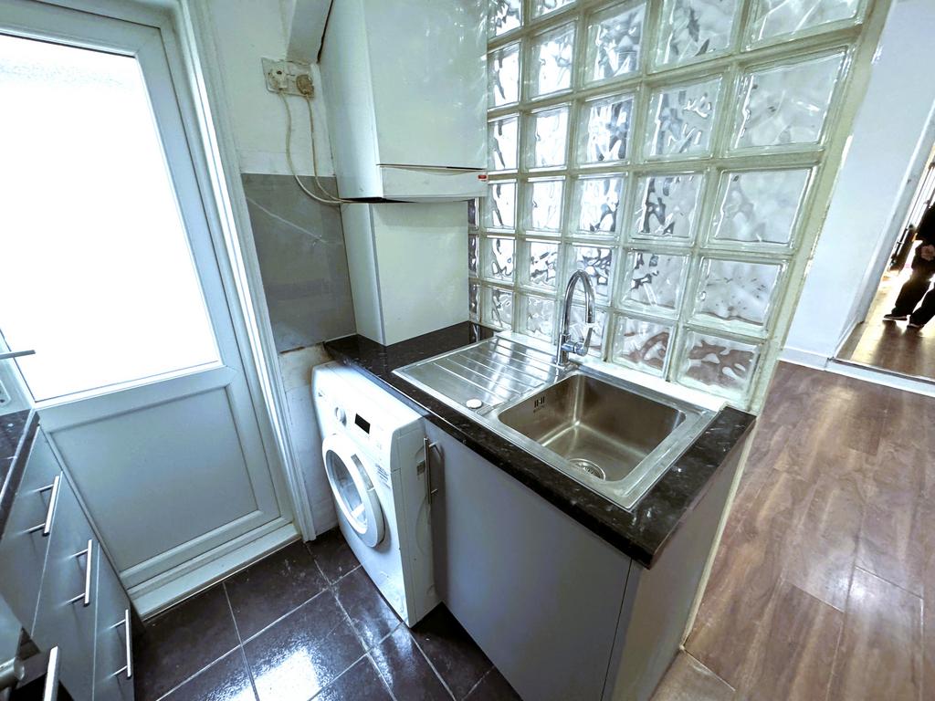Apartment in London - View 2