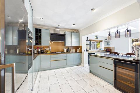 3 bedroom detached house for sale, Woodspring Close, Ipswich, Suffolk, IP2